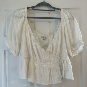 NWT American Eagle Outfitters cropped white cotton blouse top